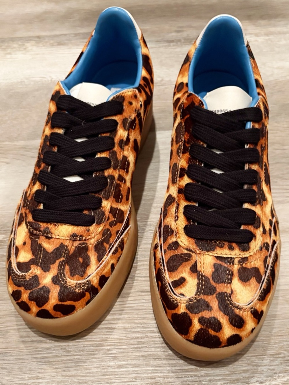 NWT STEVE MADDEN TUX SNEAKERS - Picture 2 of 4